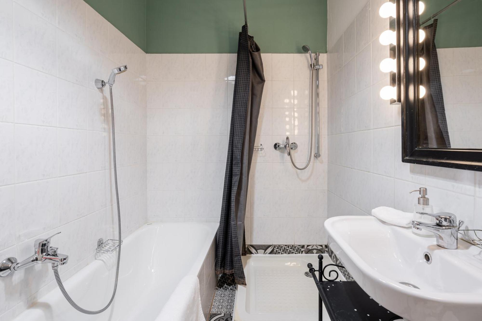 Paulay Deluxe 1 Appartement Boedapest Buitenkant foto